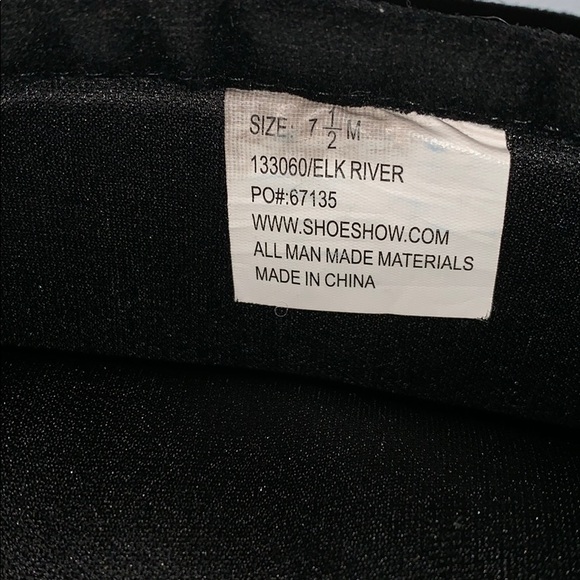 Black fringe boots - Picture 2 of 3